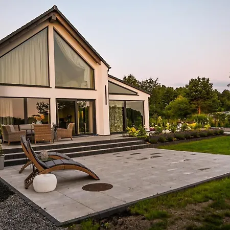 Velur Haus * Borne Sulinowo