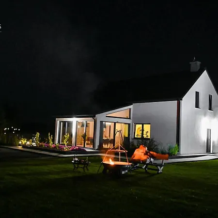 Velur Haus Borne Sulinowo