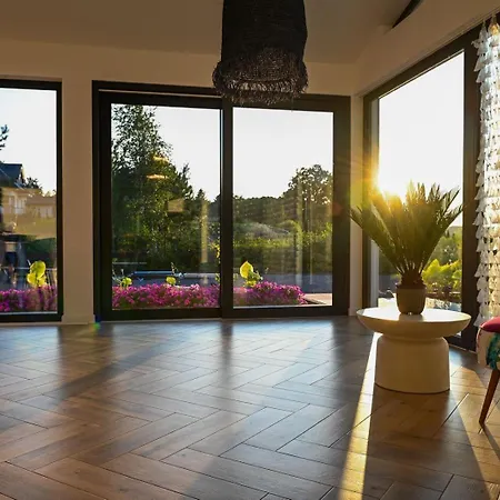 Villa Velur Haus *
