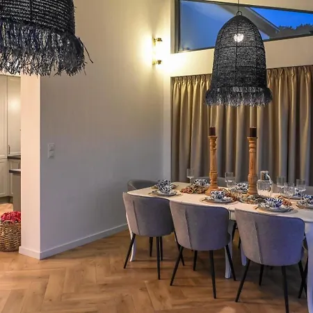 Velur Haus * Borne Sulinowo