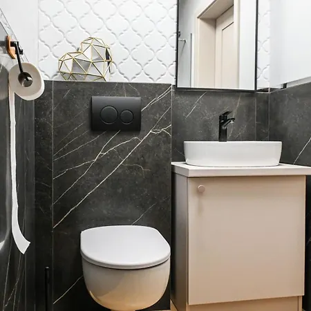 Velur Haus Borne Sulinowo
